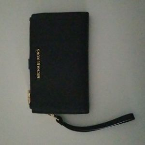 Michael Kors Wallet Wristlet Phone Case Black